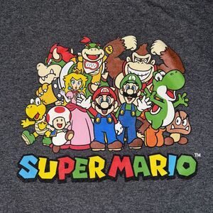 Super Mario T-Shirt Men's Medium Gray Graphic Print Cotton Short Sleeve Pullover